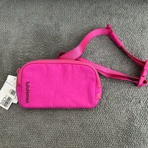 Lululemon Mini Belt Bag
